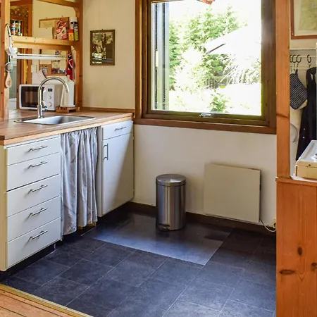 Leirsjoveien بيت للعطل *